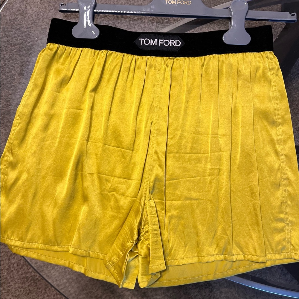 Tom Ford Yellow Satin Shorts with Black Waistband - Picture 4 of 7